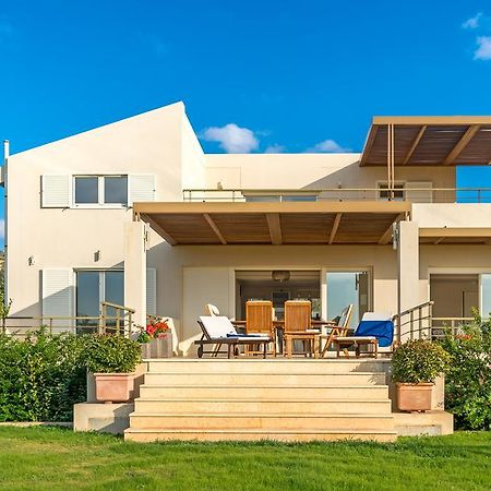 סוניו Legrena Beach Villa מראה חיצוני תמונה
