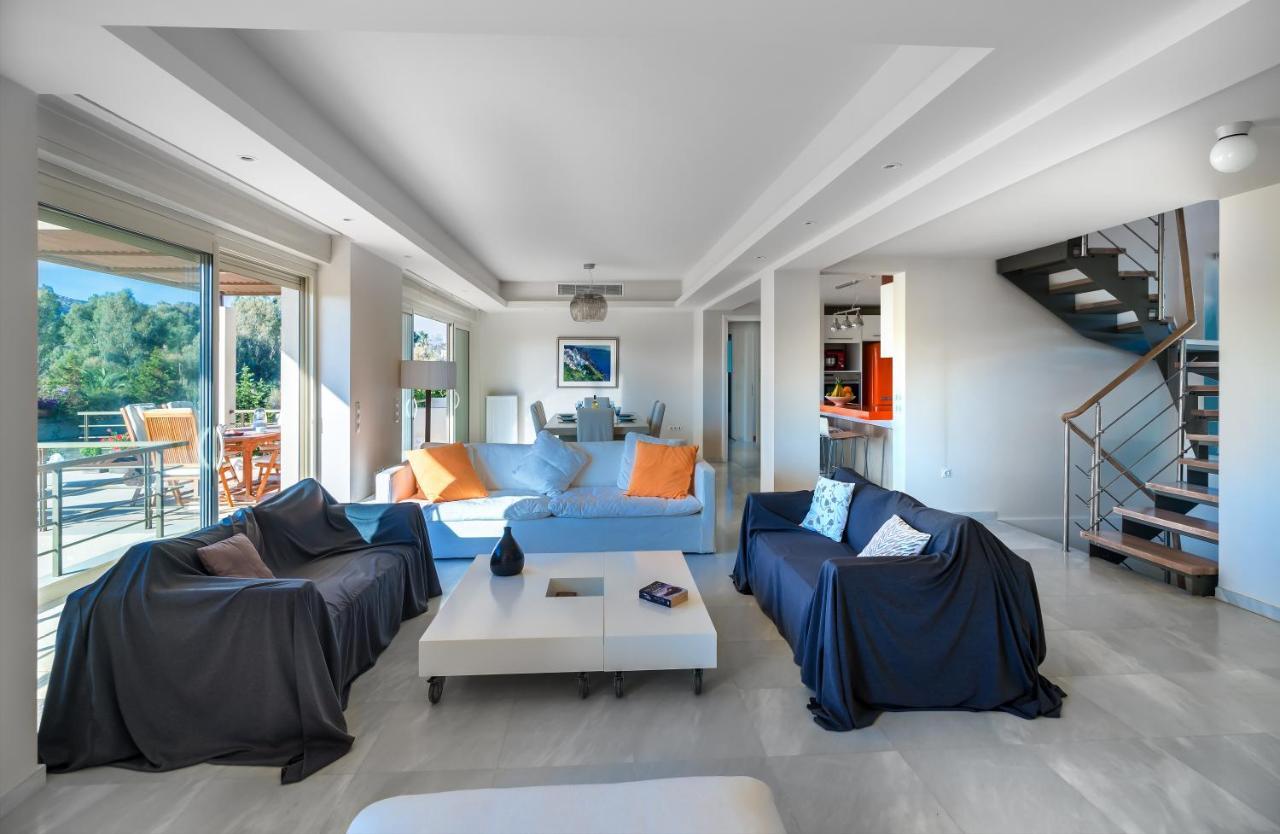 סוניו Legrena Beach Villa מראה חיצוני תמונה