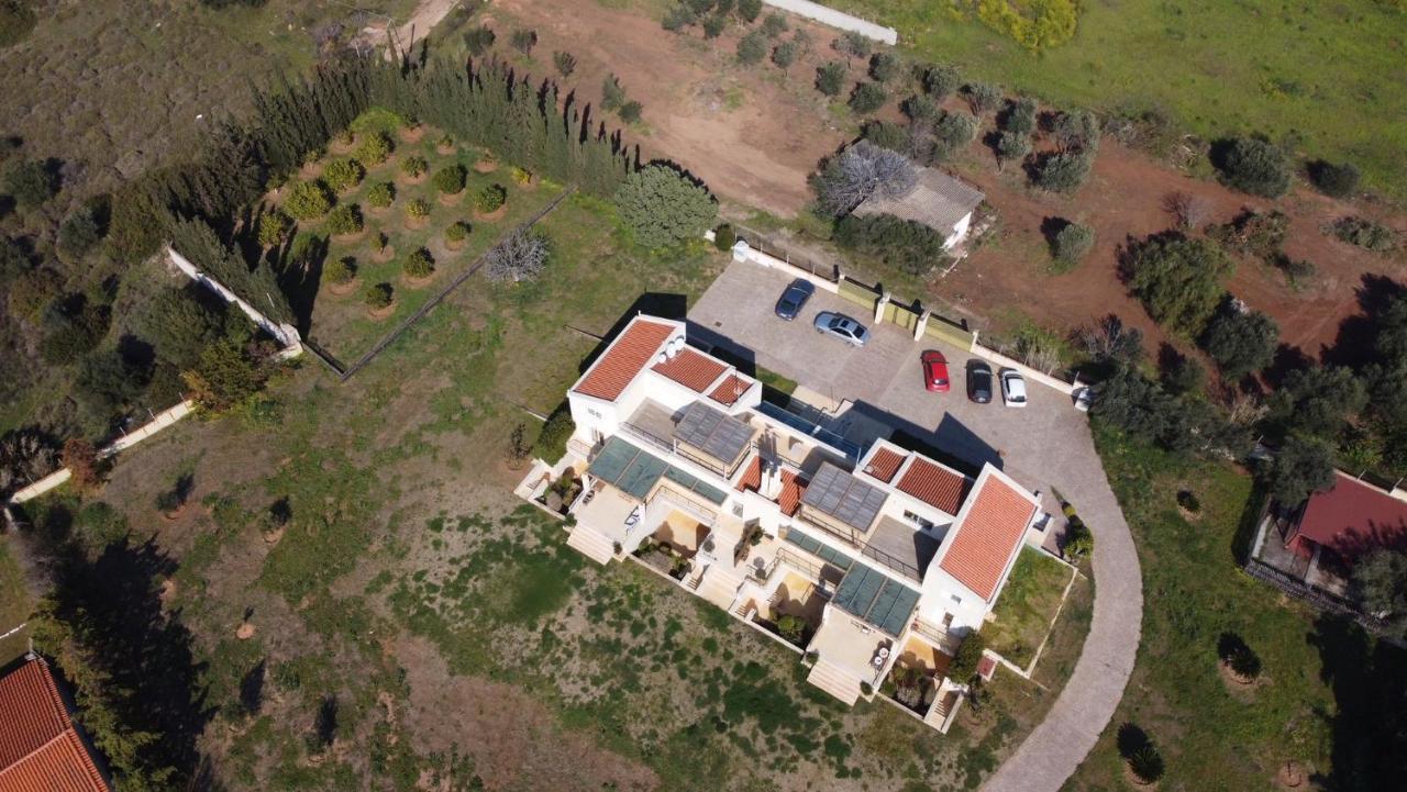 סוניו Legrena Beach Villa מראה חיצוני תמונה