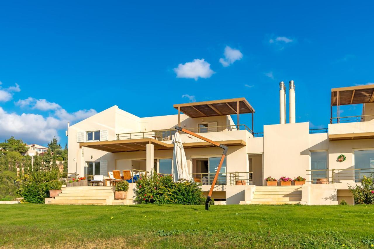 סוניו Legrena Beach Villa מראה חיצוני תמונה