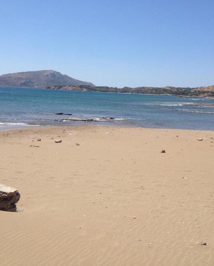 סוניו Legrena Beach Villa מראה חיצוני תמונה