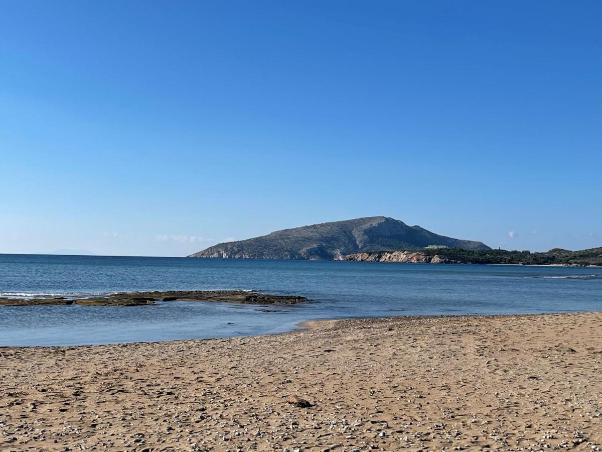 סוניו Legrena Beach Villa מראה חיצוני תמונה