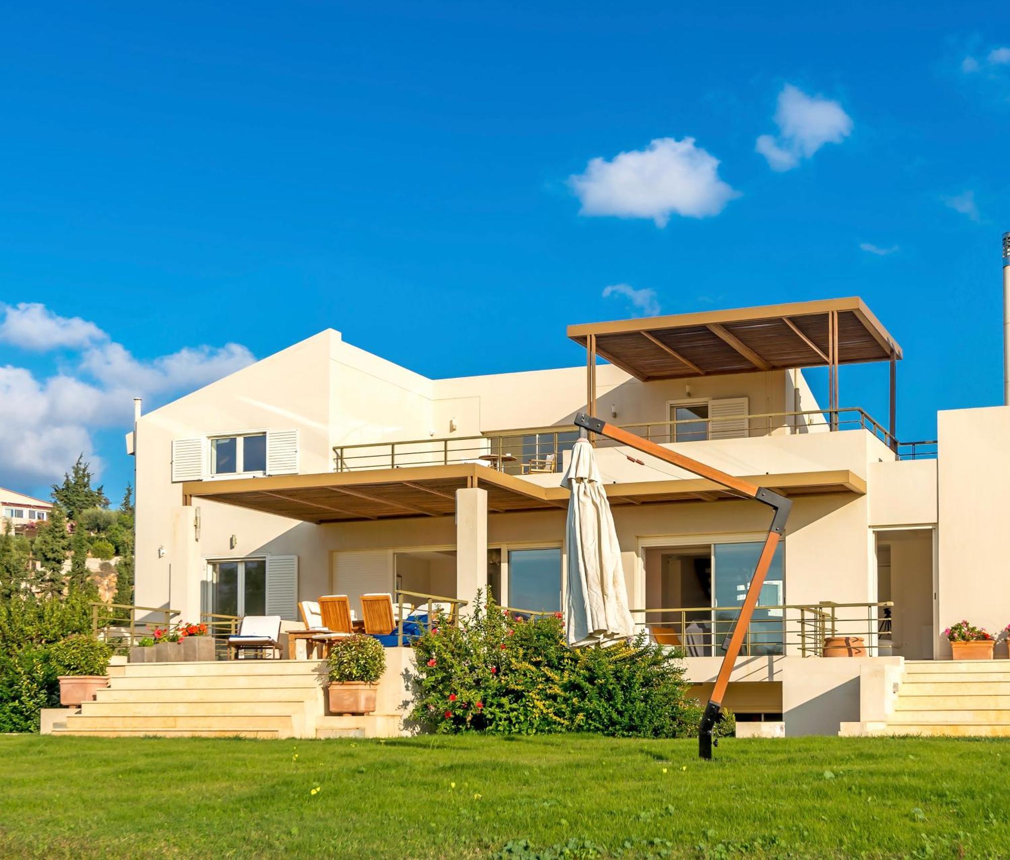 סוניו Legrena Beach Villa מראה חיצוני תמונה