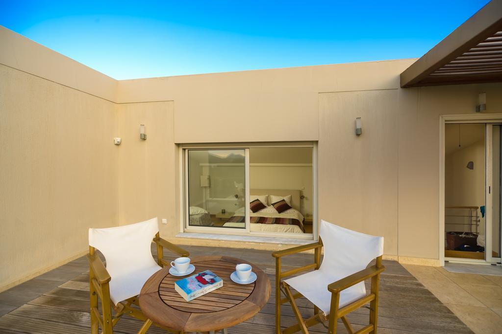 סוניו Legrena Beach Villa מראה חיצוני תמונה