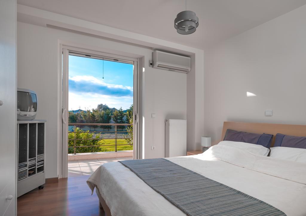 סוניו Legrena Beach Villa מראה חיצוני תמונה