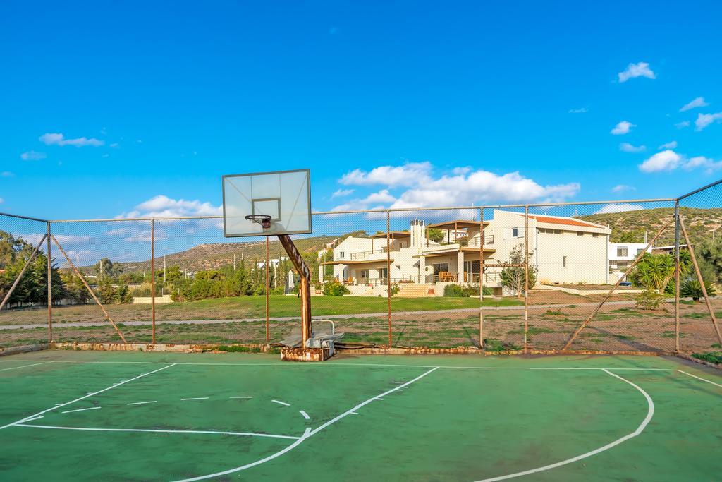 סוניו Legrena Beach Villa מראה חיצוני תמונה