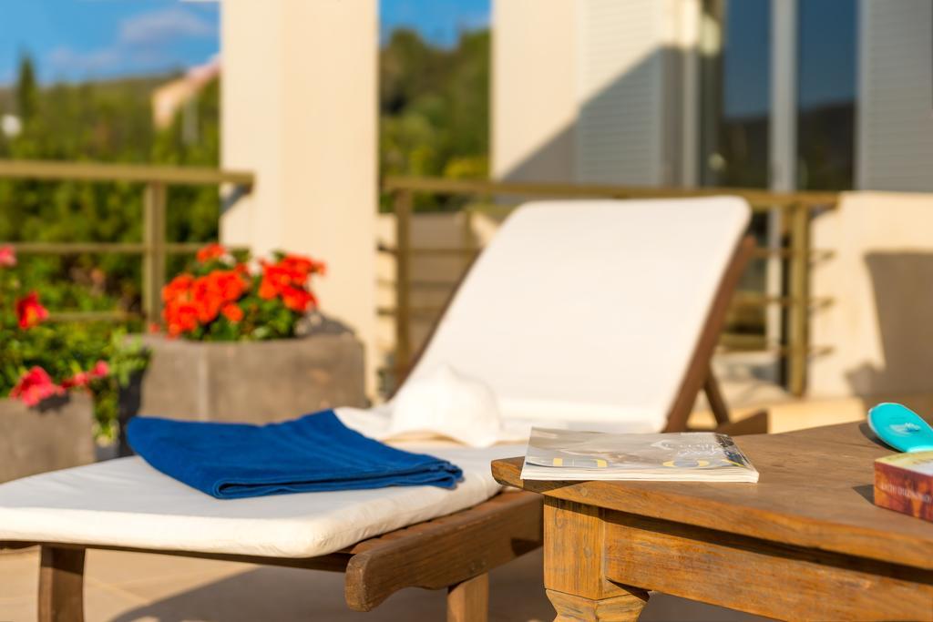 סוניו Legrena Beach Villa מראה חיצוני תמונה