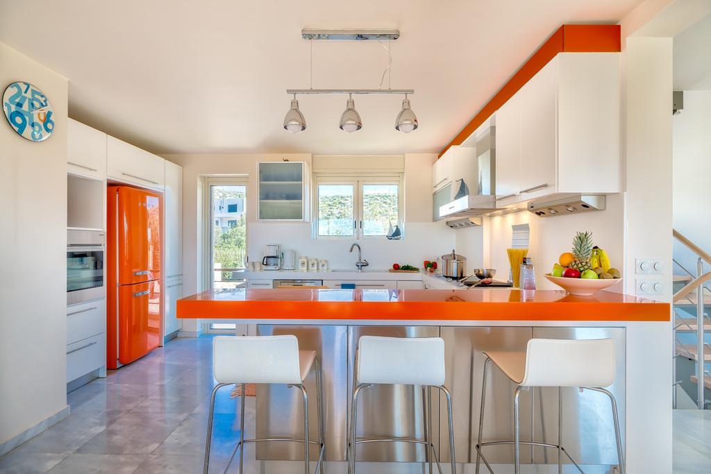 סוניו Legrena Beach Villa מראה חיצוני תמונה