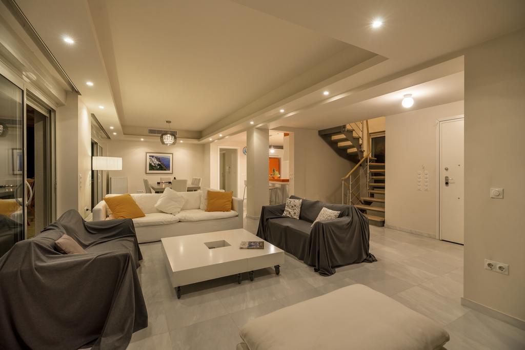 סוניו Legrena Beach Villa מראה חיצוני תמונה