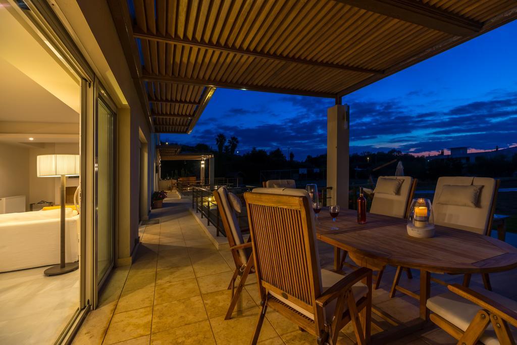 סוניו Legrena Beach Villa מראה חיצוני תמונה