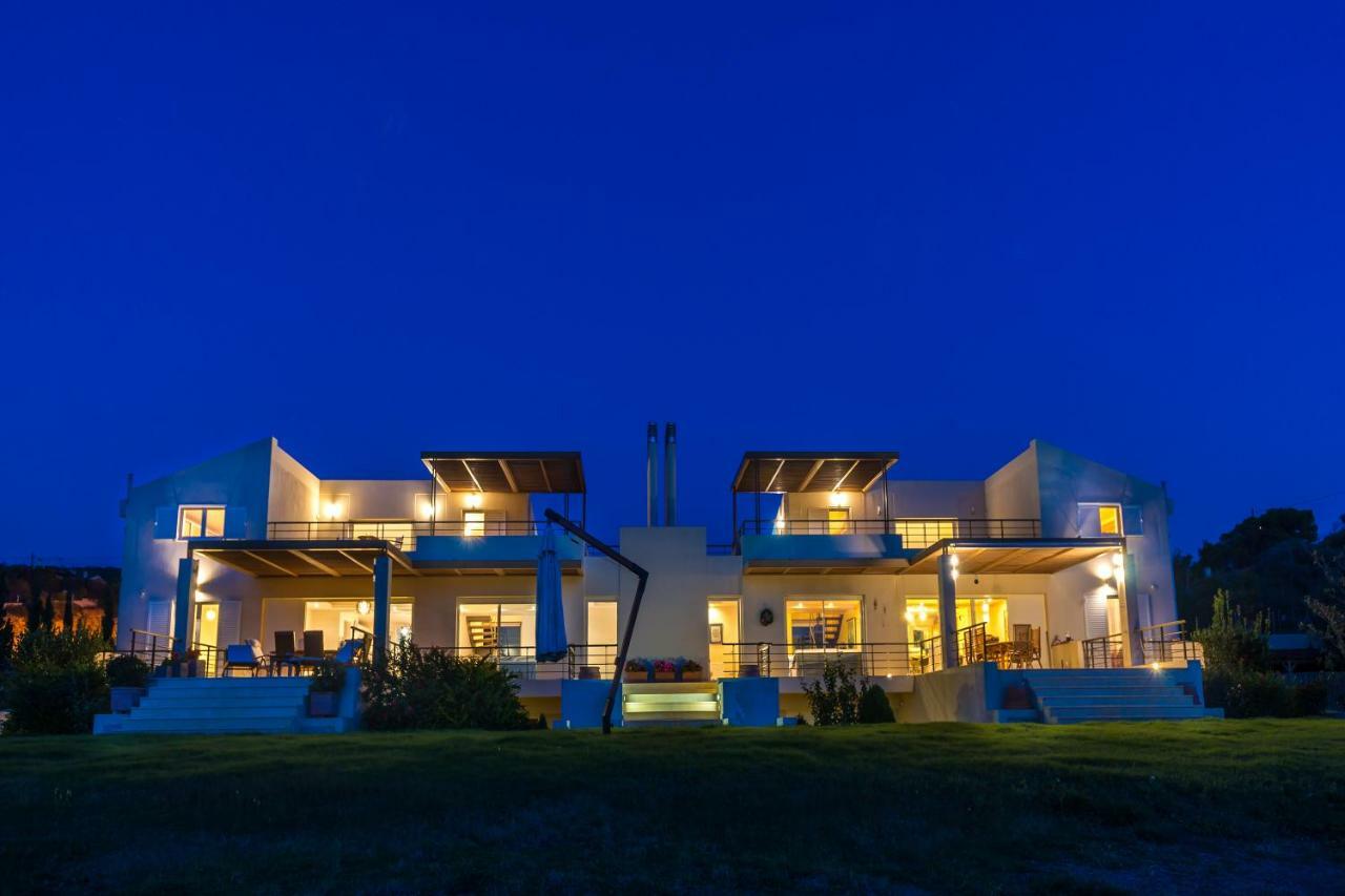 סוניו Legrena Beach Villa מראה חיצוני תמונה