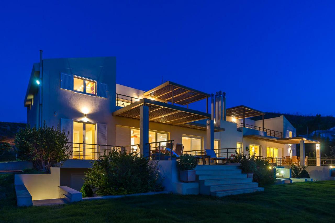 סוניו Legrena Beach Villa מראה חיצוני תמונה